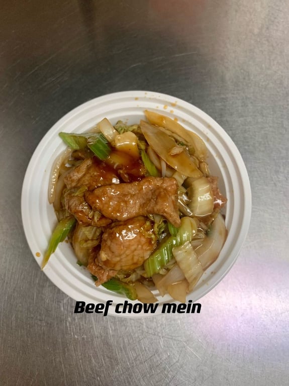 25. Beef Chow Mein Image