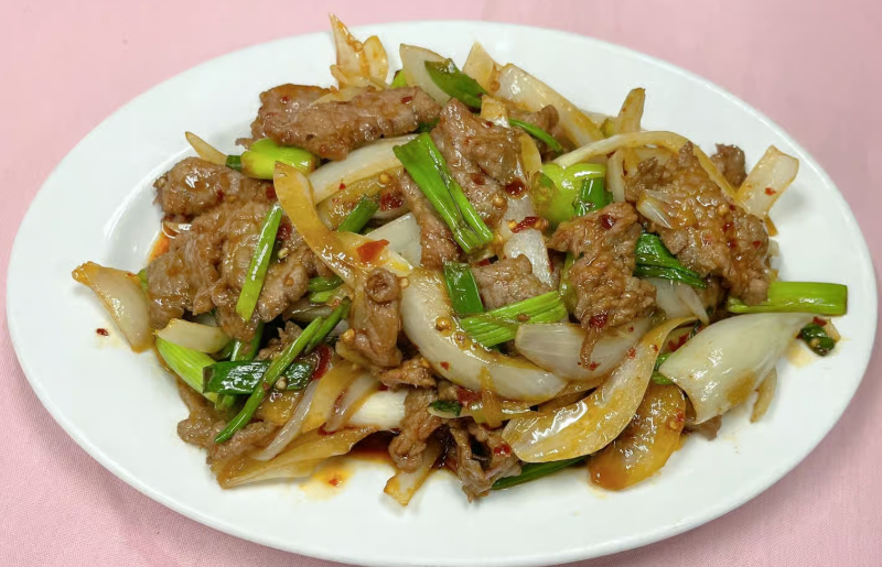 F8. Mongolian Beef 蒙古牛