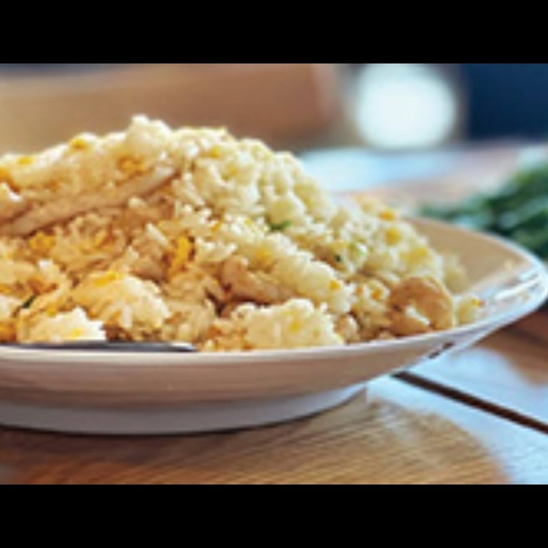F3. 鸡肉炒饭 Chicken Fried Rice