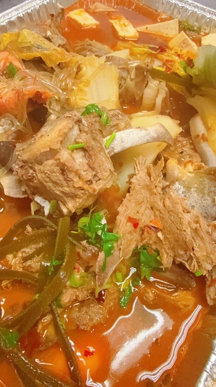 羊蝎子火锅 Lamb Spine Hot Pot