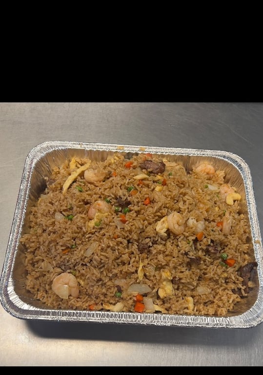 6. Combination Fried Rice Party Tray 鸡牛虾炒饭派对盘