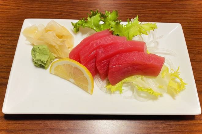 Ahi Red Tuna Sashimi Image