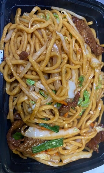 Beef Lo Mein牛捞面