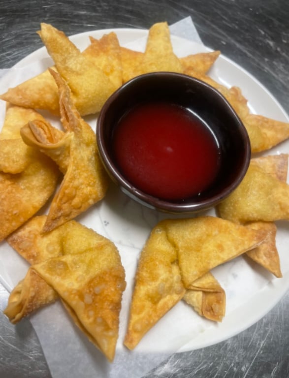 Fried Crab Puffs (8pc) 炸蟹角
