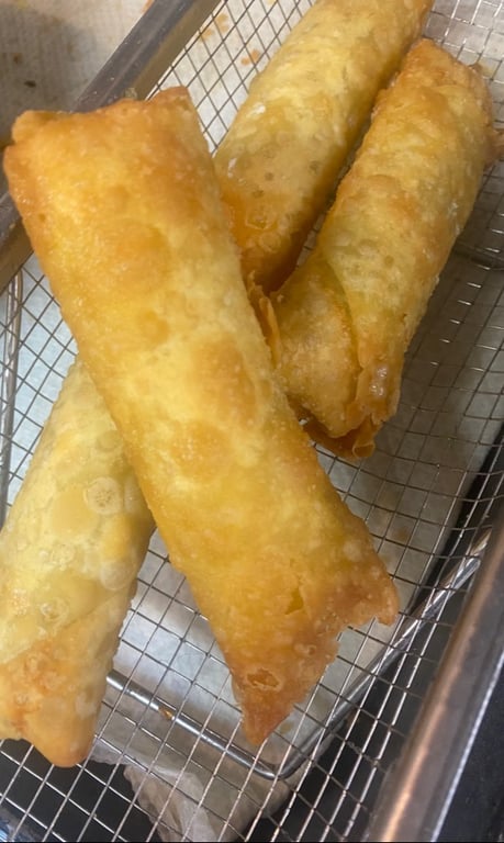10. Egg Roll<br>春卷