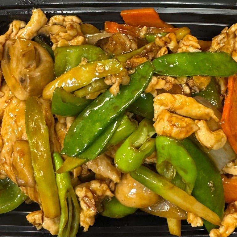 T14. Thai Cashew Nut Chicken