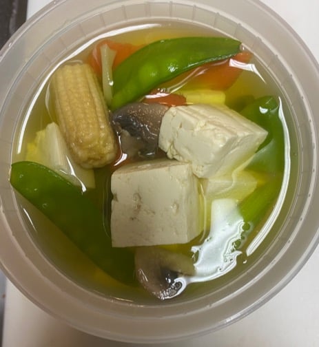 18. Vegetable Soup w. Tofu