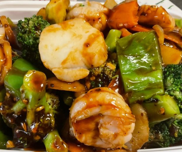 SH15. Jumbo Shrimp & Scallop in Garlic Sauce 鱼香干贝虾