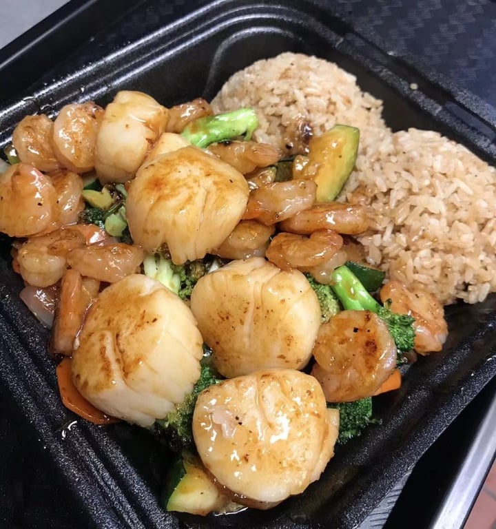 Nagoya Buford Teriyaki Scallops & Shrimp Teriyaki Grill