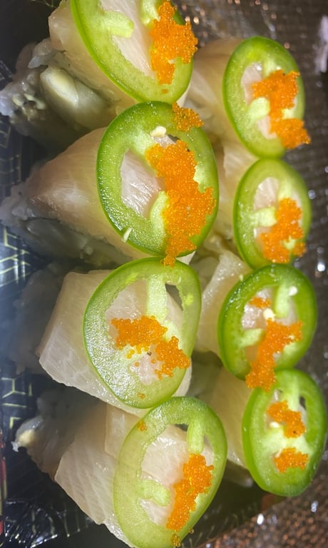 Amazing Yellowtail Roll