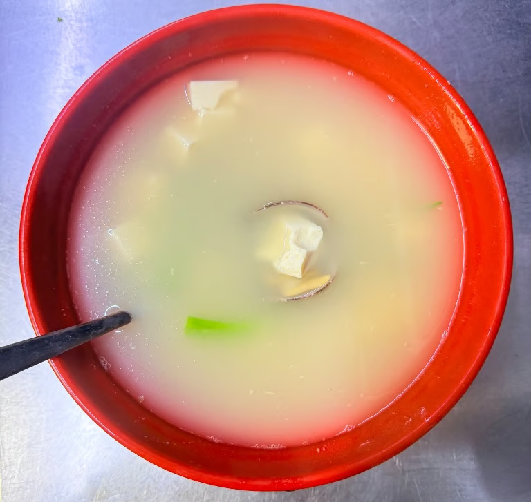 花蛤豆腐汤 Clam & Tofu Soup