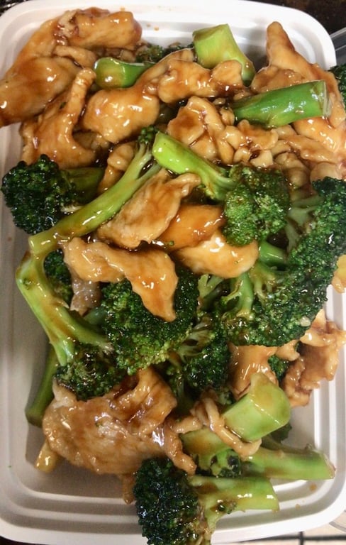 I11. 芥兰鸡 Chicken w. Broccoli