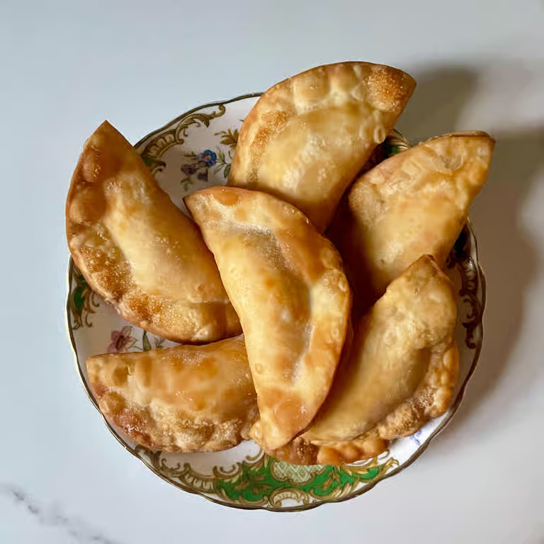Crab Rangoons (6)