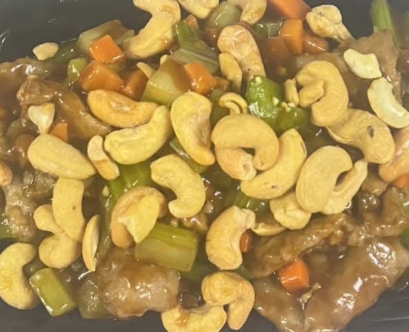 67. Beef w. Cashew Nuts