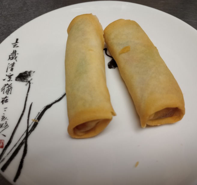 A10. 菜卷  Fried Vegetable Spring Roll (2)