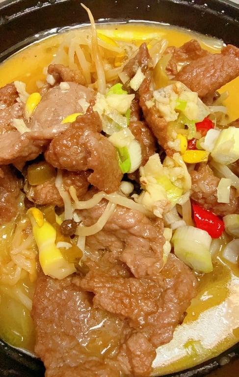 水煮牛肉 Boiled Beef Pot