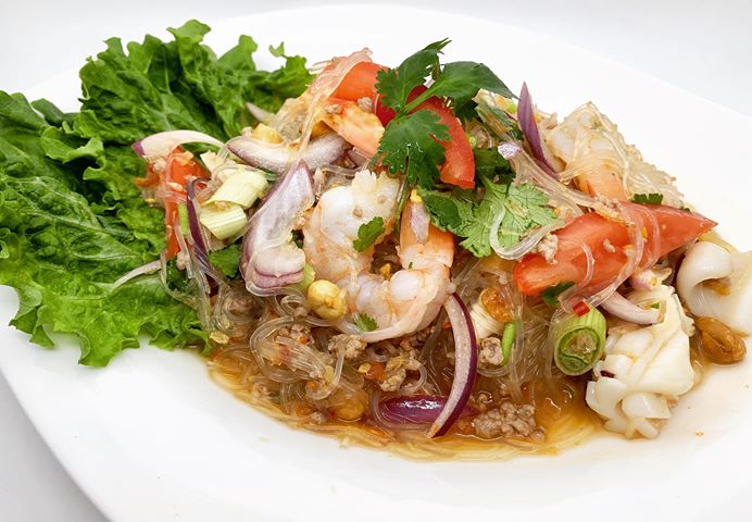 S7. Glass Noodle Salad (Yum Woon Sen) Image