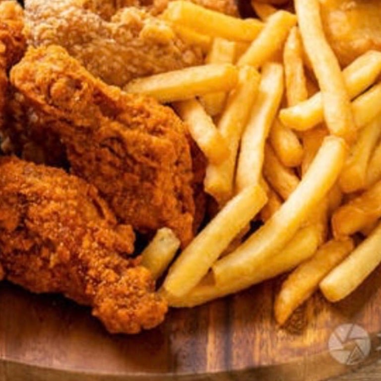 Chicken Tenders with Fries鸡条跟薯条