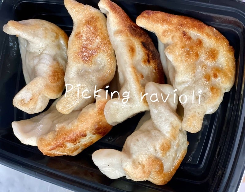 5. Peking Ravioli (6) 北京馄饨