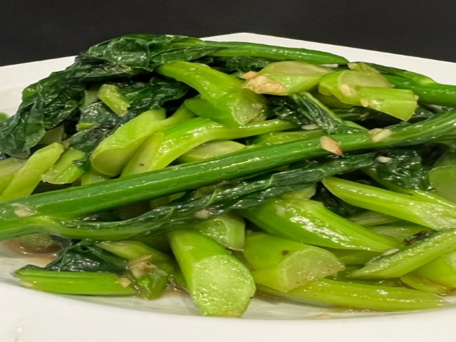 PK95. Chinese Broccoli w/ Garlic