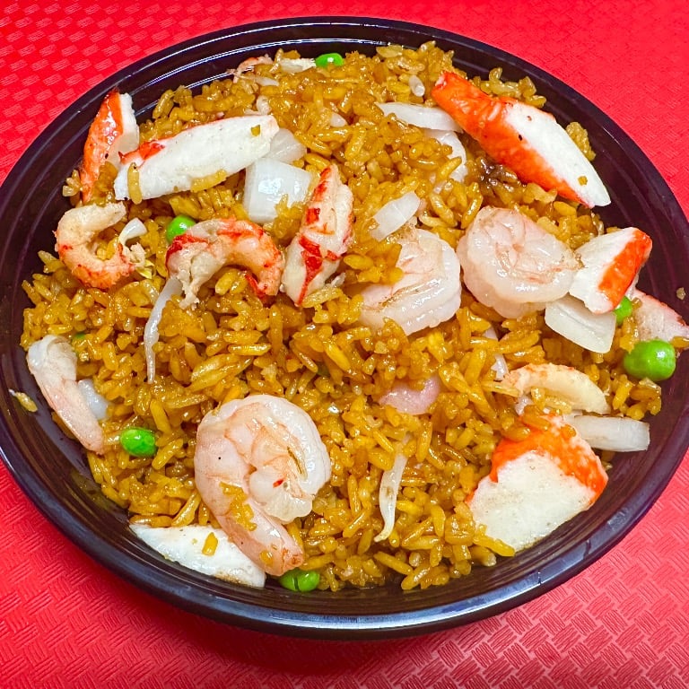 28. Seafood Fried Rice 海鲜炒饭