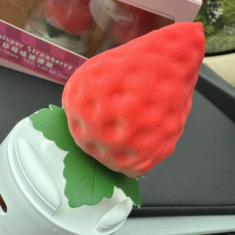 Straw berry Viral ice cream