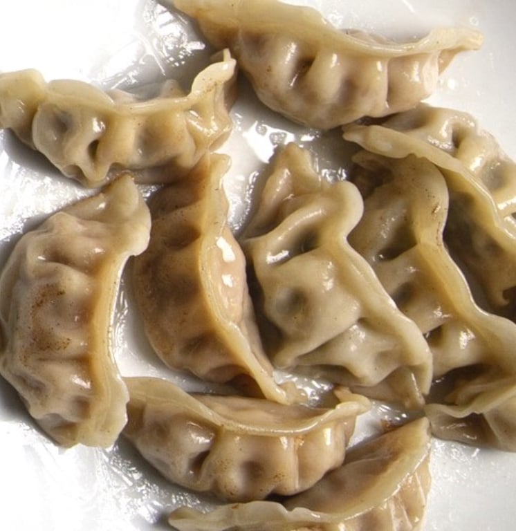 A4. Steamed Pork Dumplings (10)