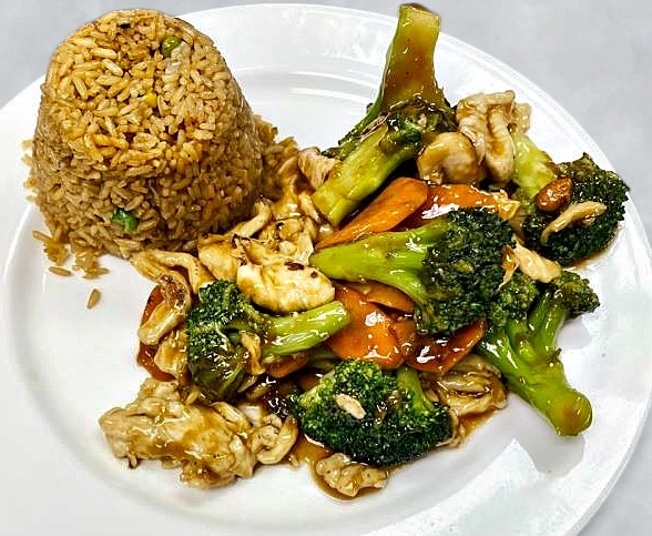 D7. Broccoli Chicken