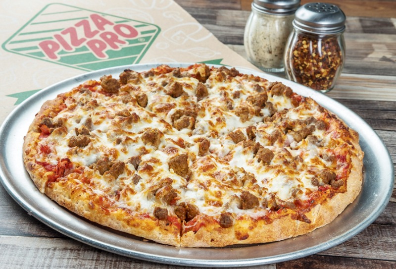 Meat to Please Pizza