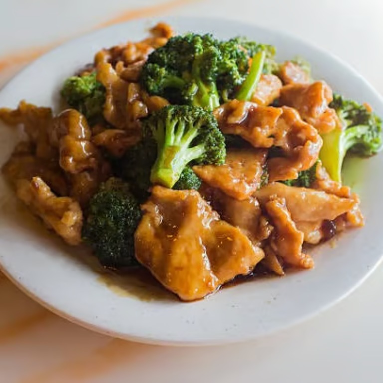 92. Roast Pork w. Broccoli