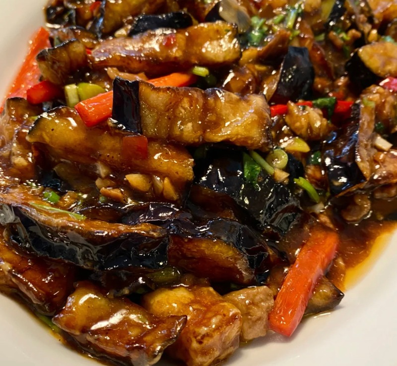 5. 鱼香茄子 Eggplant with Garlic Sauce