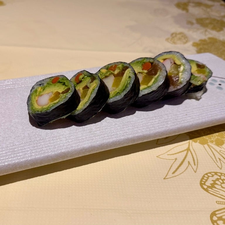 C25. Futomaki (5 pcs)