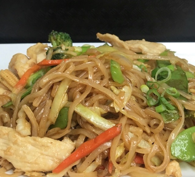 PK122. PK Stir Fried Rice Noodle