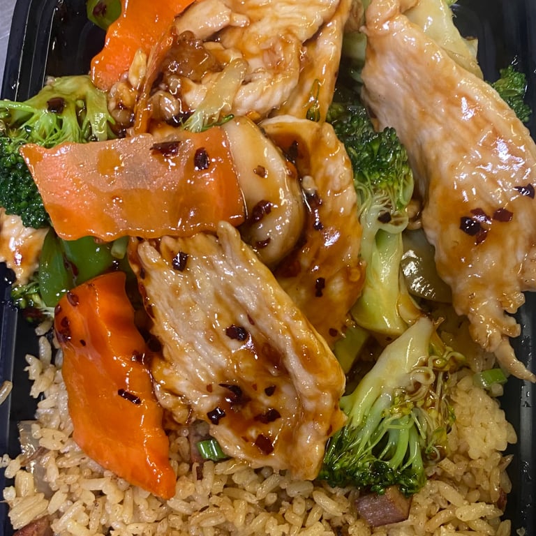 P2. Chicken with Garlic Sauce 鱼香鸡