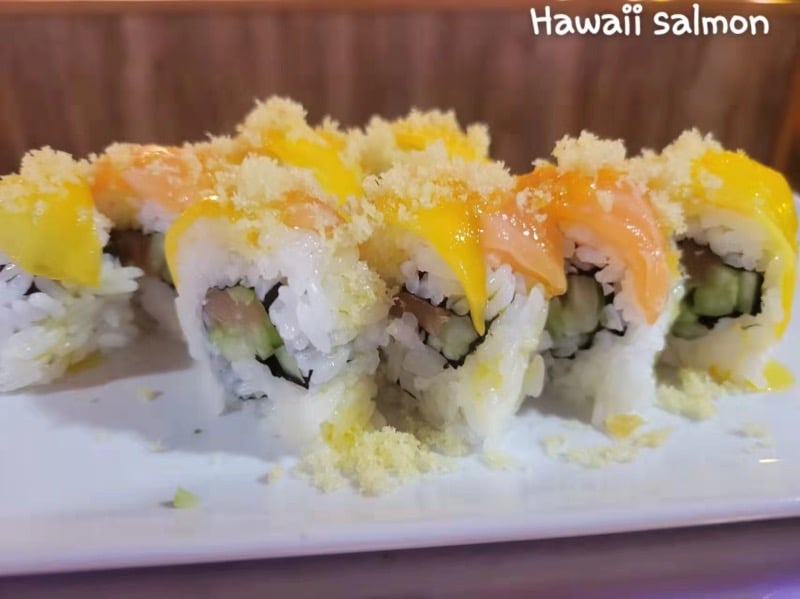 Hawaii Salmon Roll