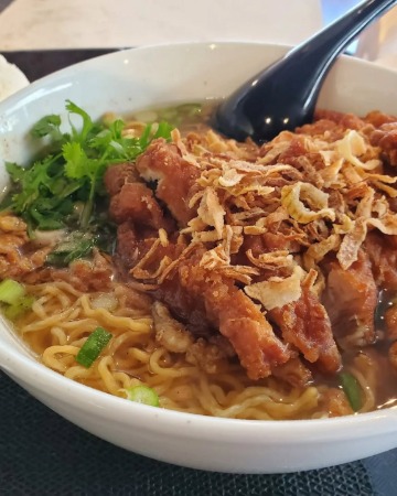 Ba Mee Fried Chicken