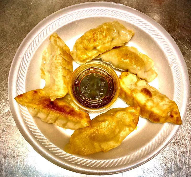 006. 锅贴 Fried Dumplings (6)