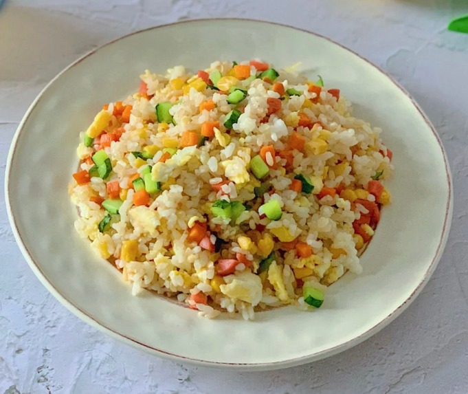 13. 扬州炒饭 Yangzhou Fried Rice with Shrimp