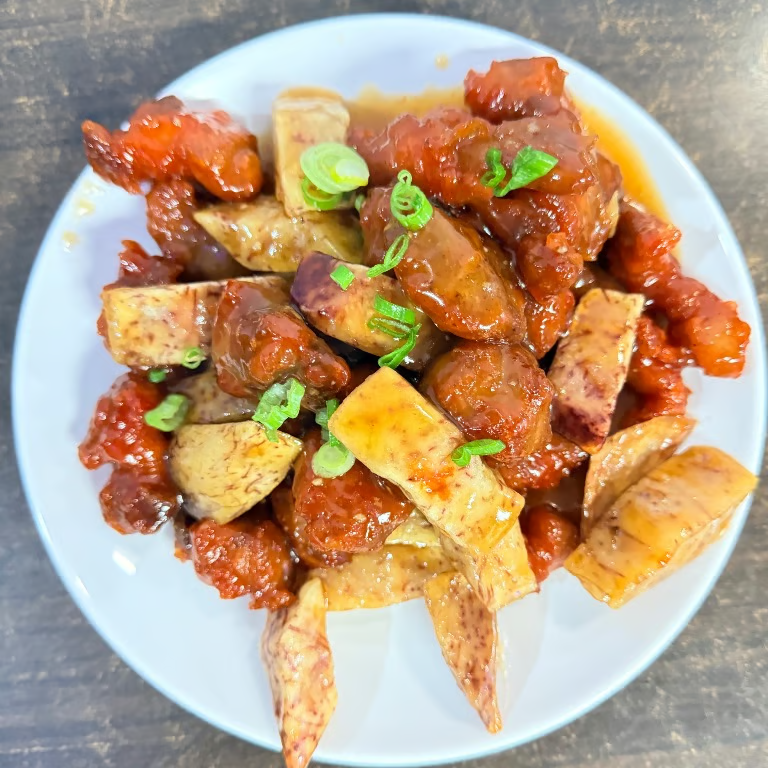 荔枝肉 (闽) (配菜芋头) Lychee Pork w. Taro