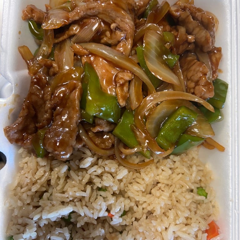 L 青椒牛<br>  L18. Pepper Steak w. Onion