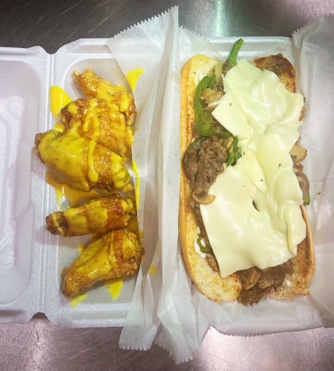 Combo #4 - Philly & 5pc Wings