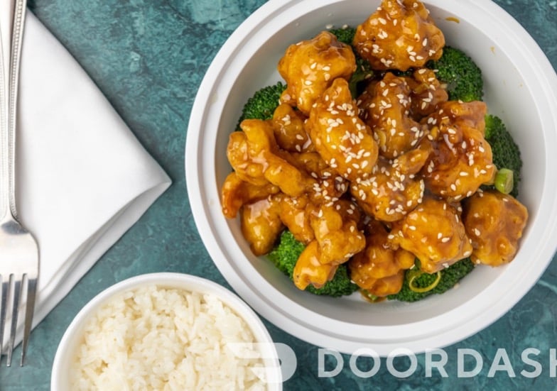 S8. Golden Sesame Chicken