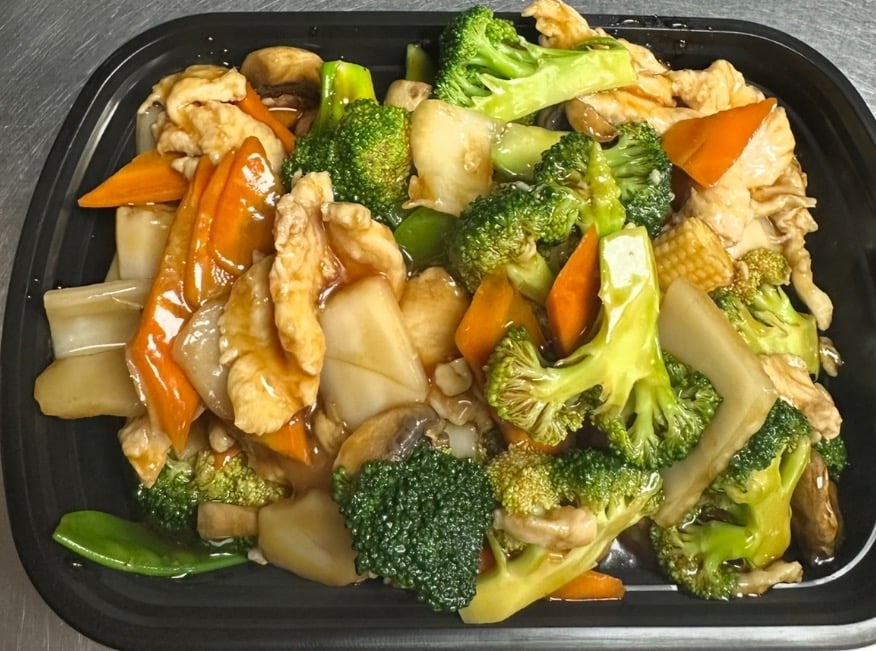 74. Chicken w. Chinese Veg.