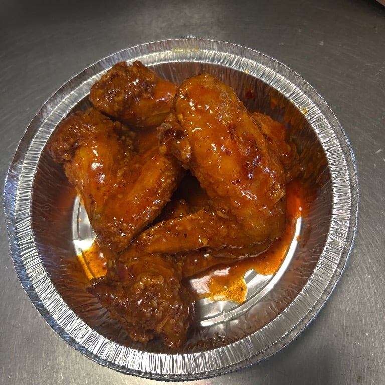 辣鸡翅<br>12. Hot Wings