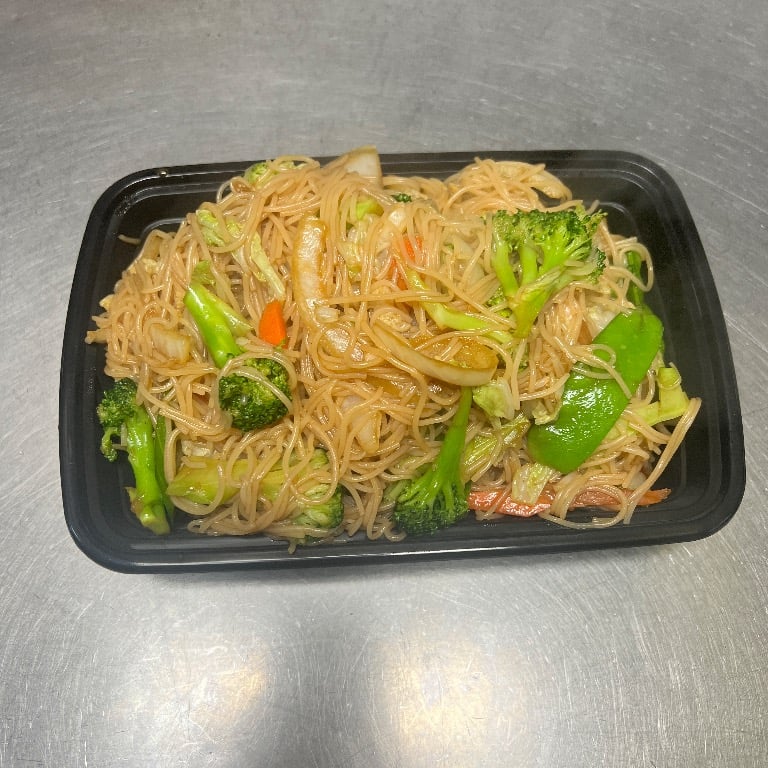 64. Vegetable Chow Mei Fun