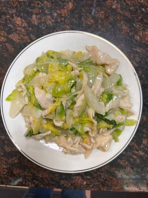 35. White Meat Chicken Chow Mein