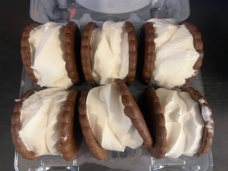 Vanilla IC Sandwiches (6 pack)