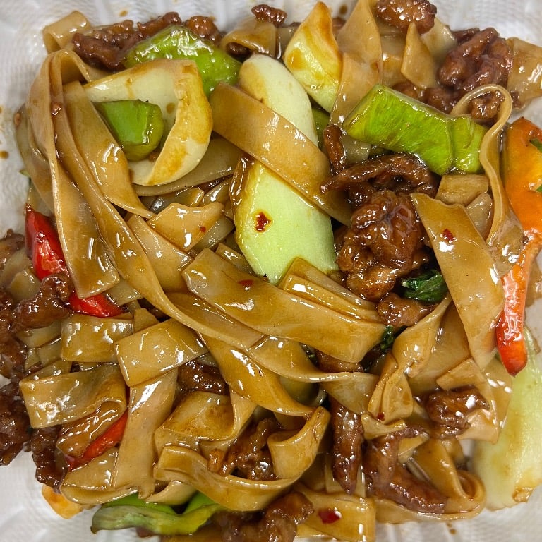 Pad Kee Mao Dinner