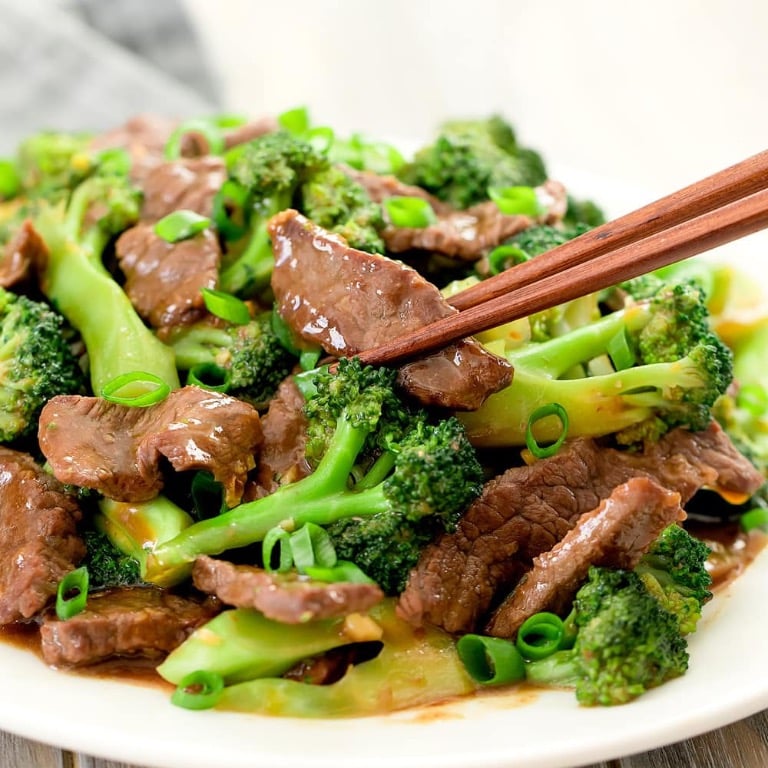 B5. 芥蓝牛 Beef Broccoli