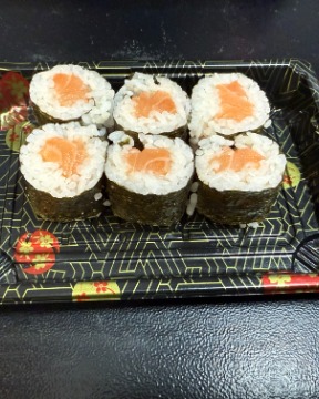 39. Salmon Roll